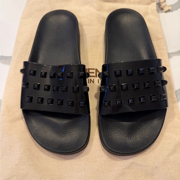 Carmen Sol Black Studded Slide Sandals with Bag - Picture 6 of 7